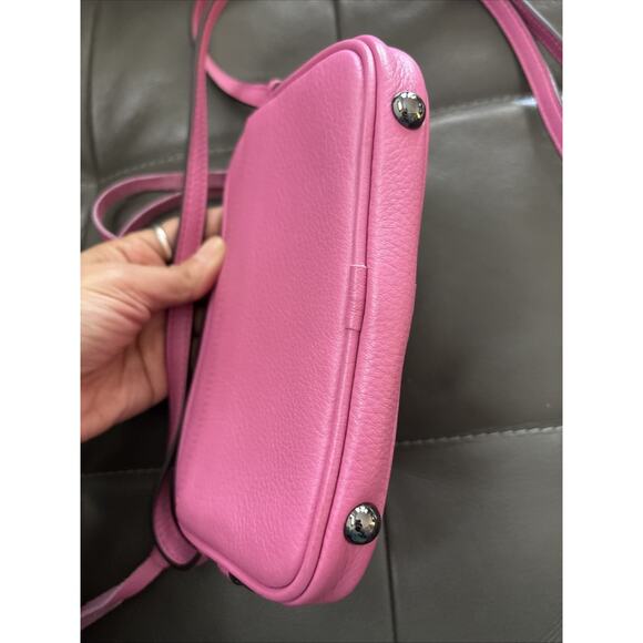 Aimee Kestenberg Classic Soft Pebbled Leather Crossbody Purse Shoulder Bag EUC - Picture 7 of 10